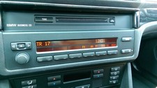 BMW E39 X3 E53 NEUES MID + neuwertigen CD Player/Radio incl. Bed.Anleitung TOP!!