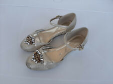 Zauberhafte Monsoon Mädchen