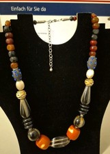 Afrikanische Halskette ist ein
