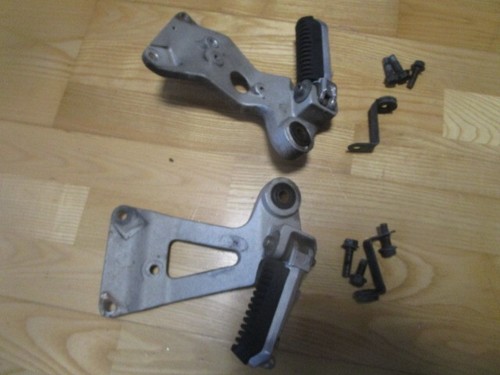 Suzuki beide fussrastenanlagen - beide,