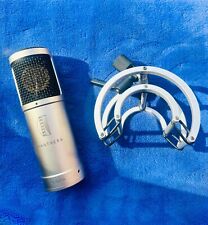 Brauner Phantera (phantomgespeistes Großmembran-Mikrofon)