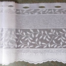 Scheibengardine 150cm-28cm hoch mit Ranken Blätter weiß