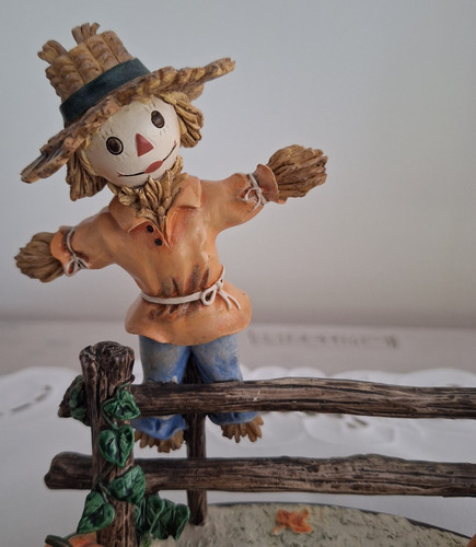 Danbury mint hummel autumn - mint,