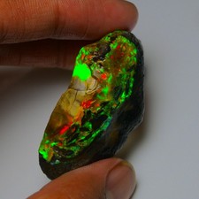 Opal grob 77,45 Ct