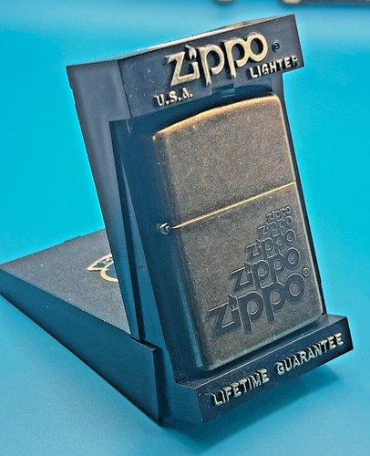Original brandneu 2002 - brandneu, zippo