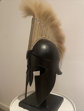 Mittelalterlicher Helm griechischer korinthischer Helm Black Plume Knight Helm