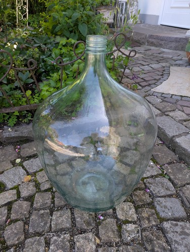 Riesige vorratsflasche - riesige,