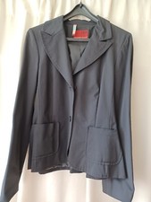 Schwarzer schicker personal