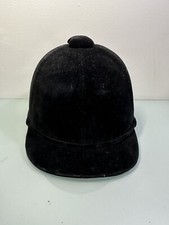 Bombe, Reiterhelm Reiten aus Samt Gelot 12 Place Vendôme Paris