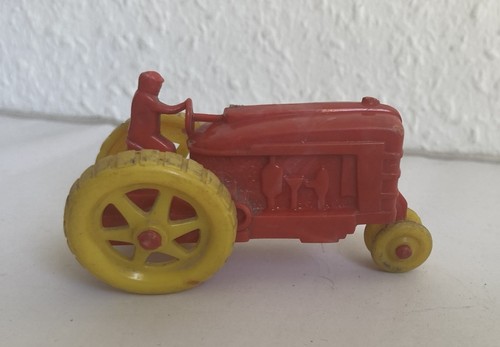 Alter traktor mit - 1,