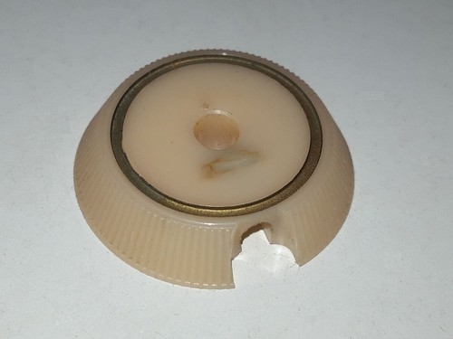 Drehknopf aus - (hochton),