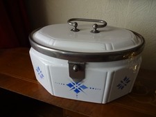 Schöne alte Kecksdose mit