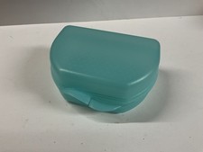 Snacky Box TUPPERWARE, Hellblau, gebraucht.