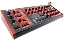 Access Virus A Synthesizer Desktop Holz +Fast Neuwertig+ 1,5 Jahre Garantie