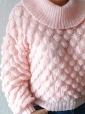 Handgestrickter Pullover aus  80% Mohair, 20% Polyester , Größe XL