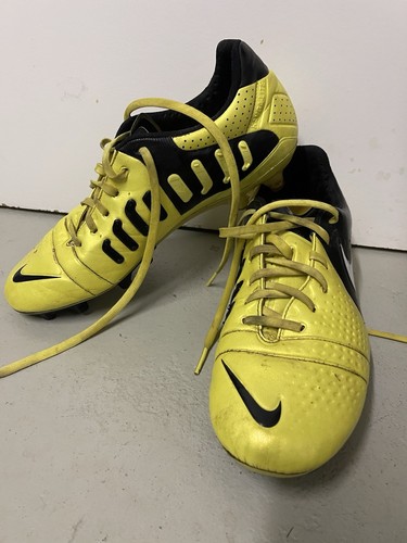 Nike ctr360 maestri iii - nike,