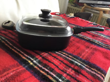 NP100,- ROTEL Guss Eckpfanne