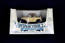 Vintage Vehicles 1932 Ford