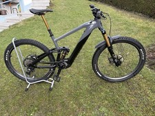 Moustache Game LTD Race