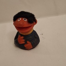Ernie als Fingerpuppe mit Haaren Sesamstraße Muppets