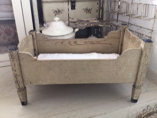 Altes puppenbett holz - altes,