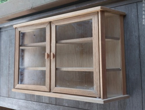 Hängevitrine aus holz - aus,