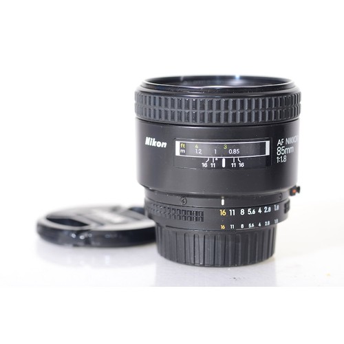 Nikon nikkor 85 - nikon,