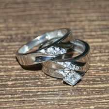 2,00 ct Rundschliff-Simulationsdiamant für Sie und Ihn, Trio-Ring-Set aus...