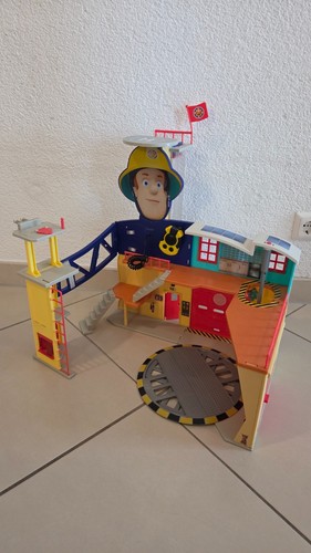 Gebrauchte feuerwehrstation - gebrauchte,
