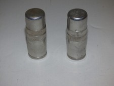 2 Stück alte Feuerzeuge Feuerzeug Benzin Benzinfeuerzeug Alu Aluminium rund