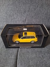 Audi RS4 B5 1:43 Minichamps Gelb
