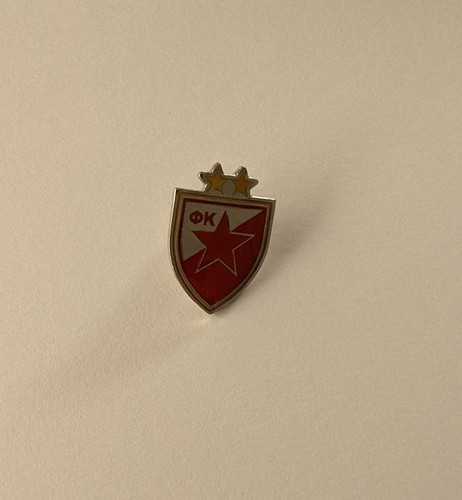 Roter stern belgrad pin - stern,