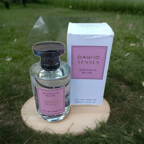 David senses magnolia - david,