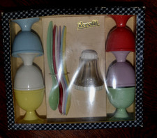 Revolit Eierbecher Set Eierbecher Löffel Salzstreuer Vintage Neu OVP