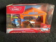 NEU! Disney Pixar Planes 2 pit row gift pack „ Dusty Crobhopper „unbespielt