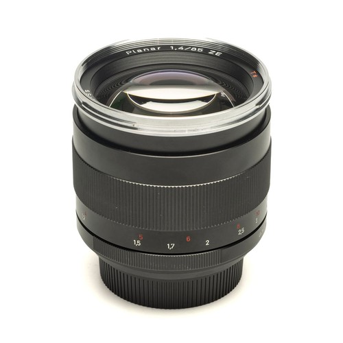 Zeiss planar 85mm - t*, f1.4