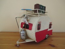 schönes Blech-Auto Deko Retro