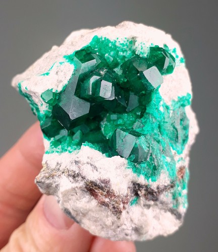 Dioptas tsumeb mine namibia - tsumeb,
