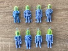 FigurenKonvolut HEINERLE, DOMPLAST, MANURBA 8er KplSatz ASTRONAUTEN blau