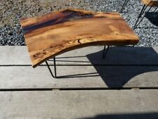 epoxid harz tisch couchtisch epoxid tisch ahorn brett bohlen epoxid harz tisch