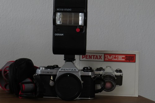 Pentax super mit blitz - me,
