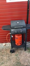 Verkaufe Gas-Grill Inklusive