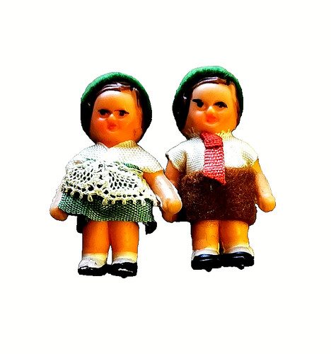 Vintage trachtenpuppen - 2x,