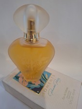 MOMENTS Priscilla Presley Eau