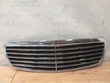Mercedes W211 Avantgarde Frontgrill Kühlergrill Vorne A2118800583 Siehe Foto