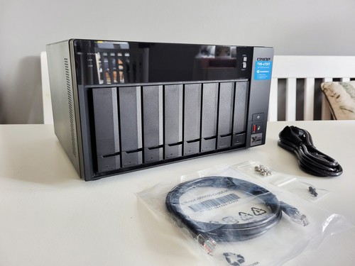 Qnap tvs 872xt 16gb - intel, i5