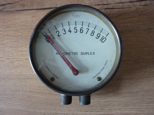 Antikes manometer von einer - manometer,,