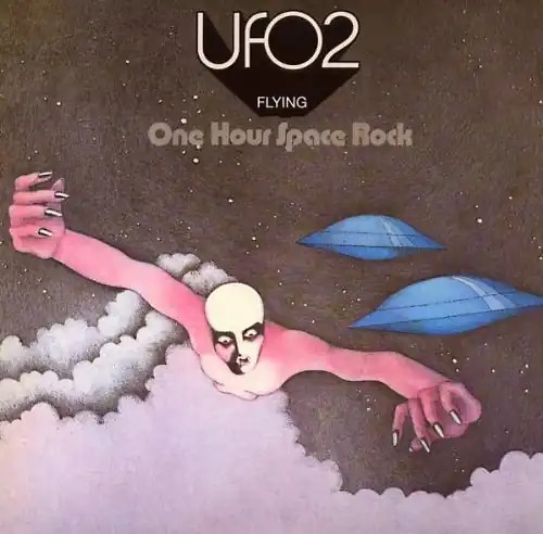 Ufo flying one - -,