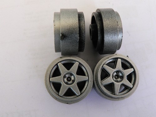Silberfarbene felgen - 4,