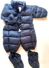 Original Moncler Baby Schneeanzug – Ungetragen 60cm 3-6 Monate Mode